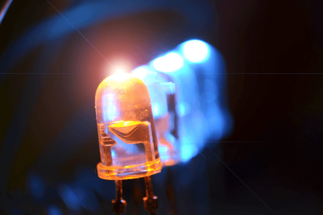 LEDS vs. Incandescent Lightbulbs: Shedding a Light on the Difference illustration 1